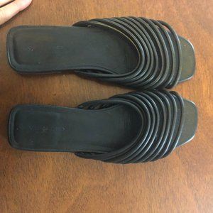 Vagabond sandels very lightly used